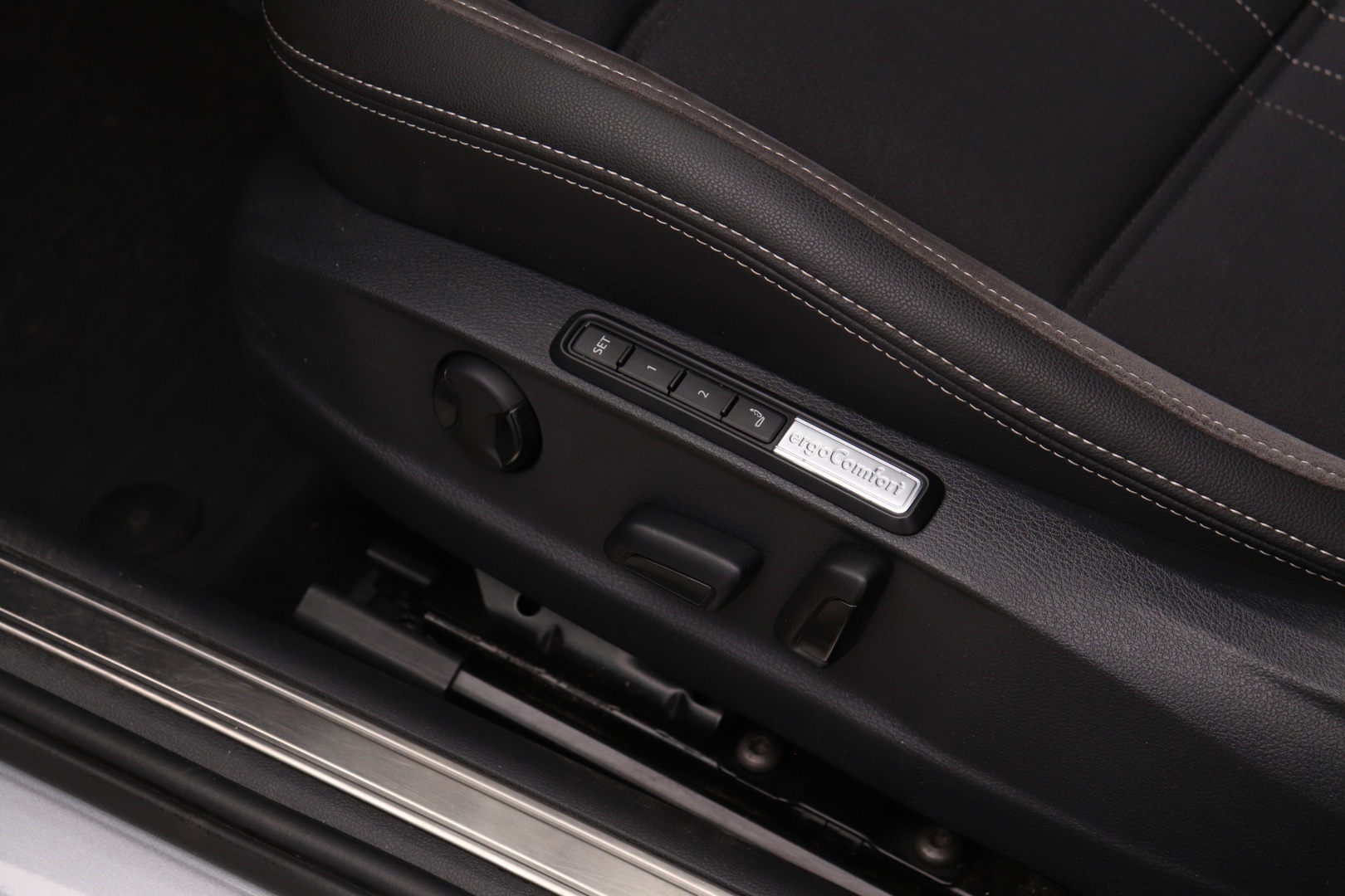 VOLKSWAGEN Passat 2021