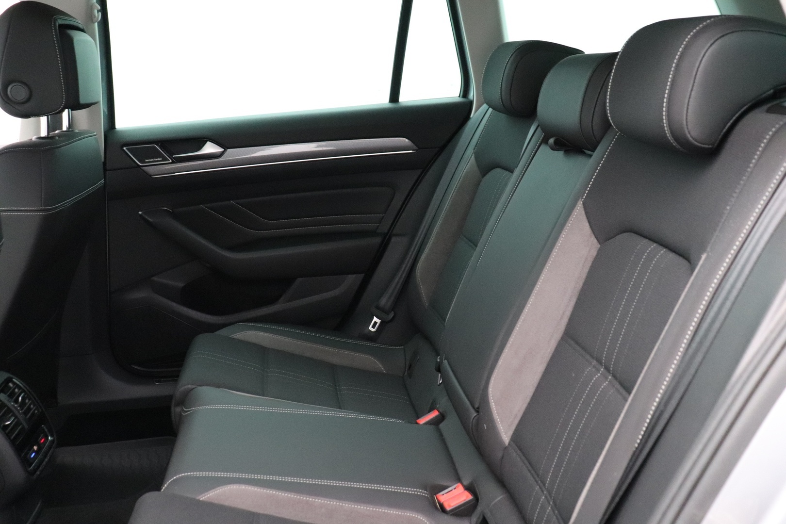 VOLKSWAGEN Passat 2021