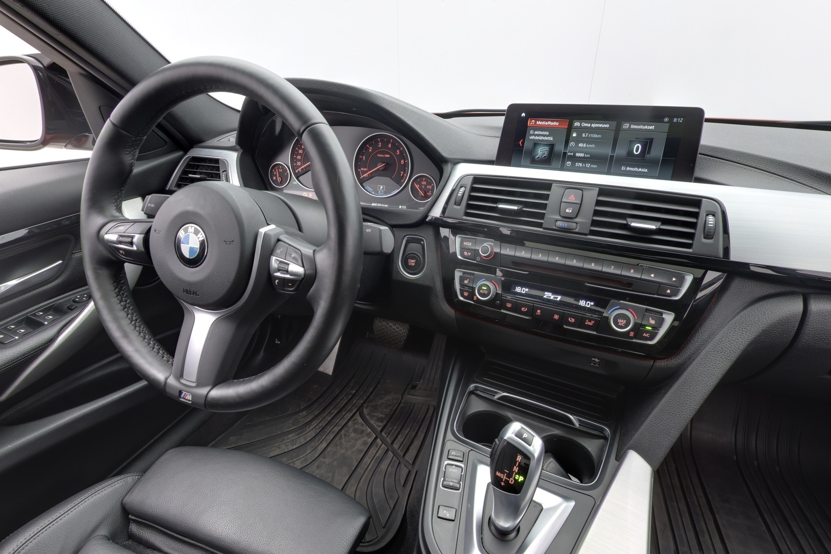 BMW 330 2018