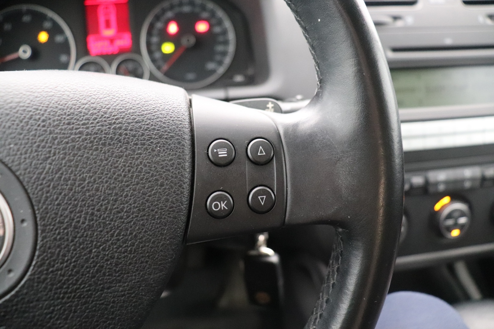 VOLKSWAGEN Golf 2008