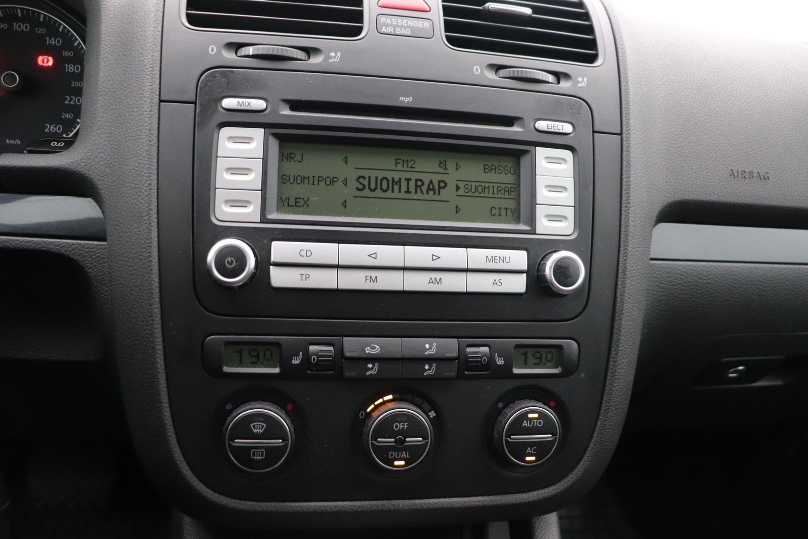 VOLKSWAGEN Golf 2008