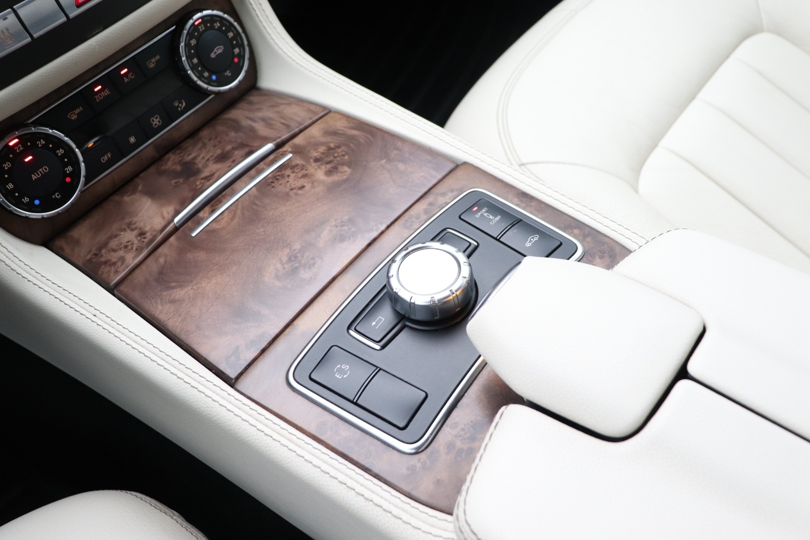 MERCEDES-BENZ CLS 2013