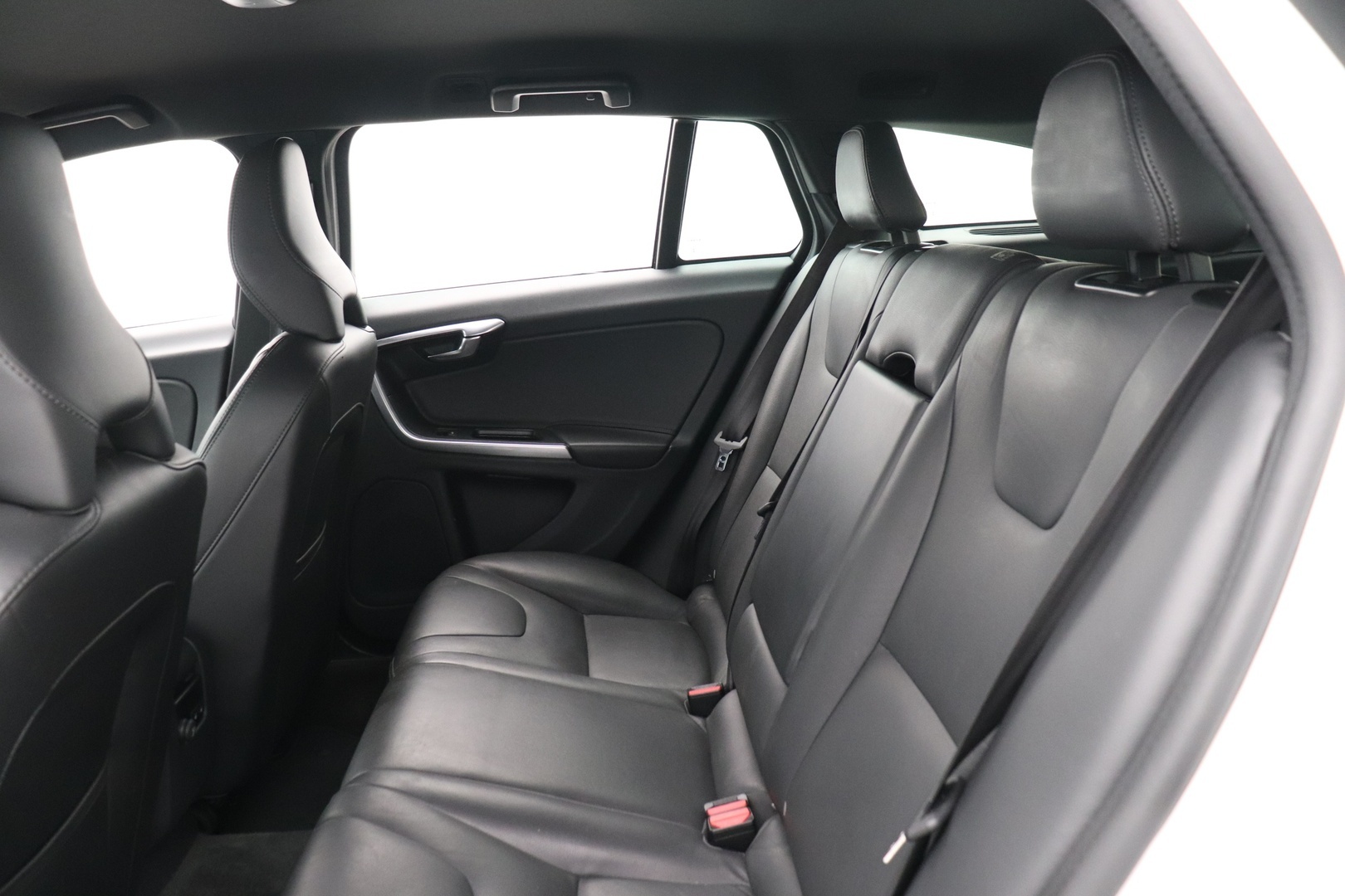 VOLVO V60 2018