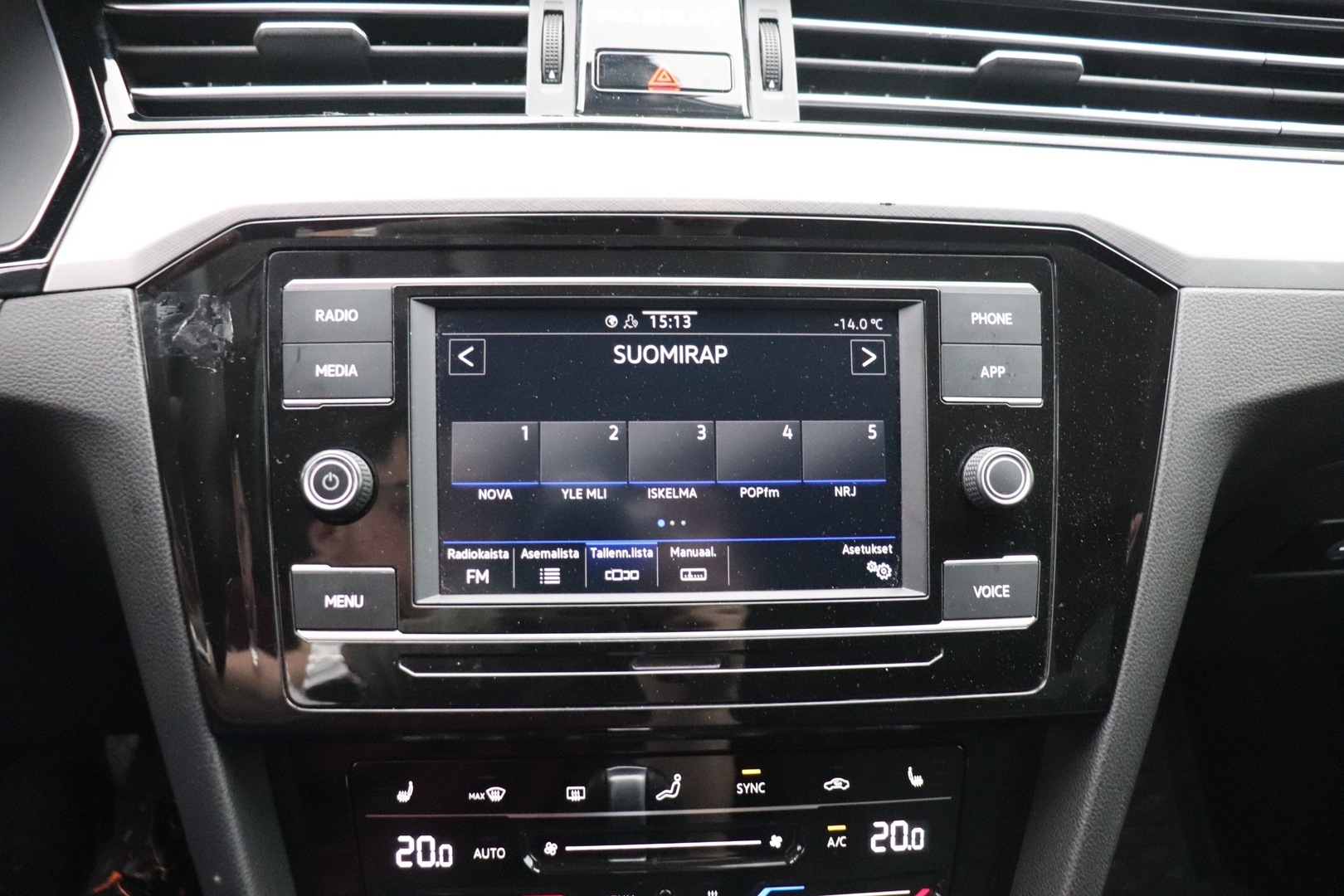 VOLKSWAGEN Passat 2021