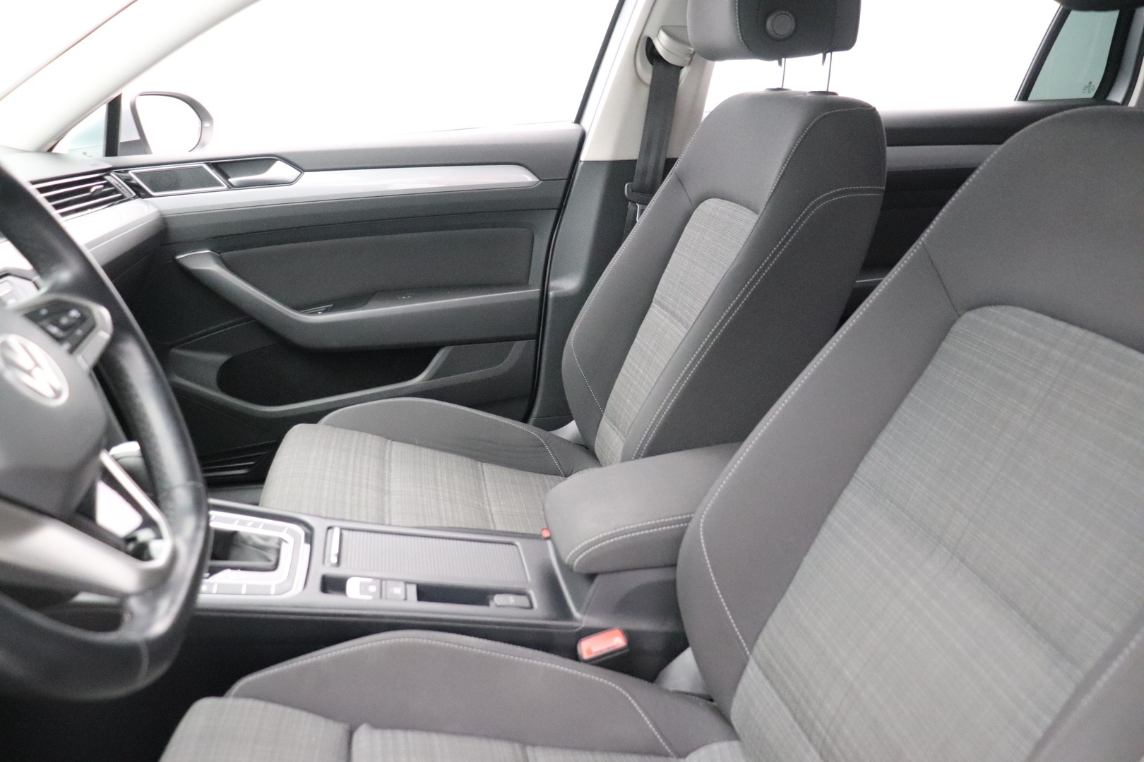 VOLKSWAGEN Passat 2021