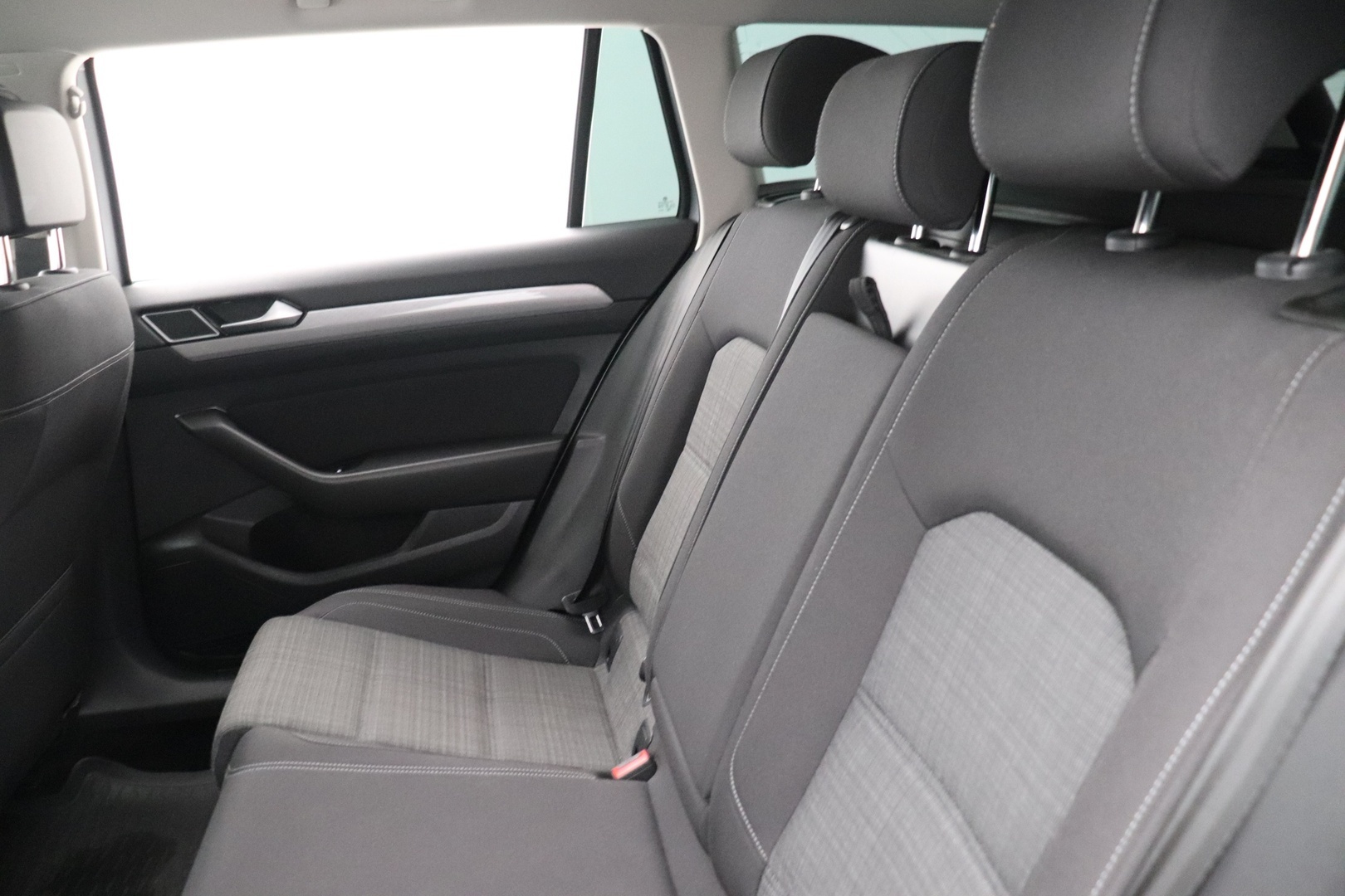 VOLKSWAGEN Passat 2021