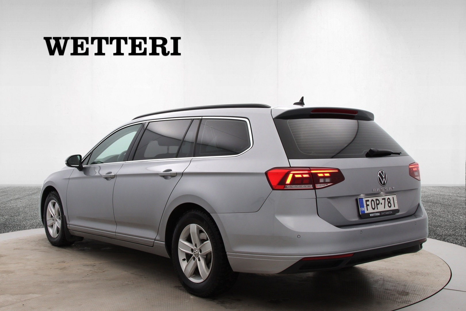 VOLKSWAGEN Passat 2021