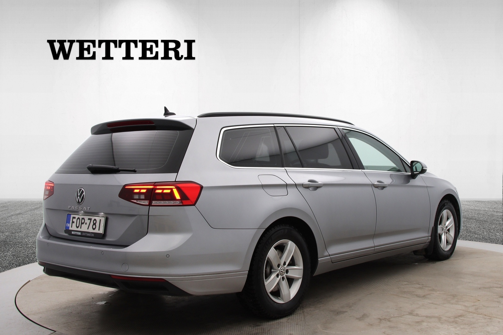 VOLKSWAGEN Passat 2021