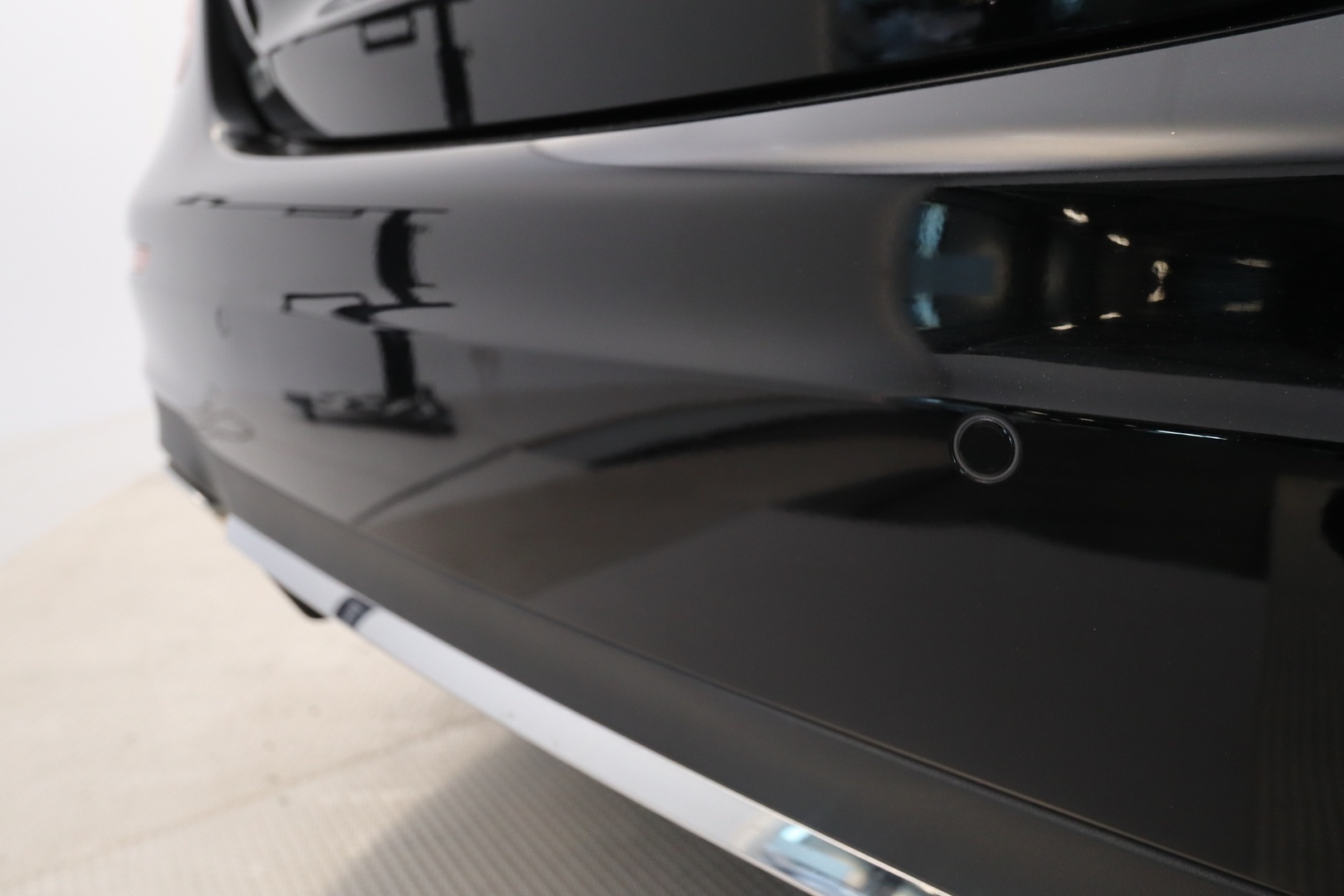 MERCEDES-BENZ E 2018