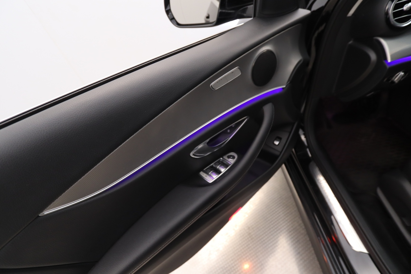 MERCEDES-BENZ E 2018