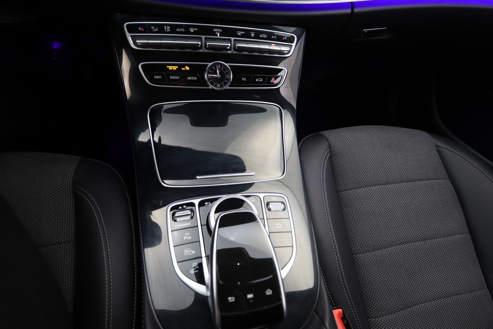 MERCEDES-BENZ E 2018