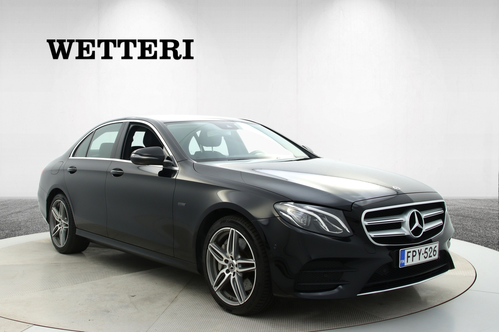 MERCEDES-BENZ E 2018