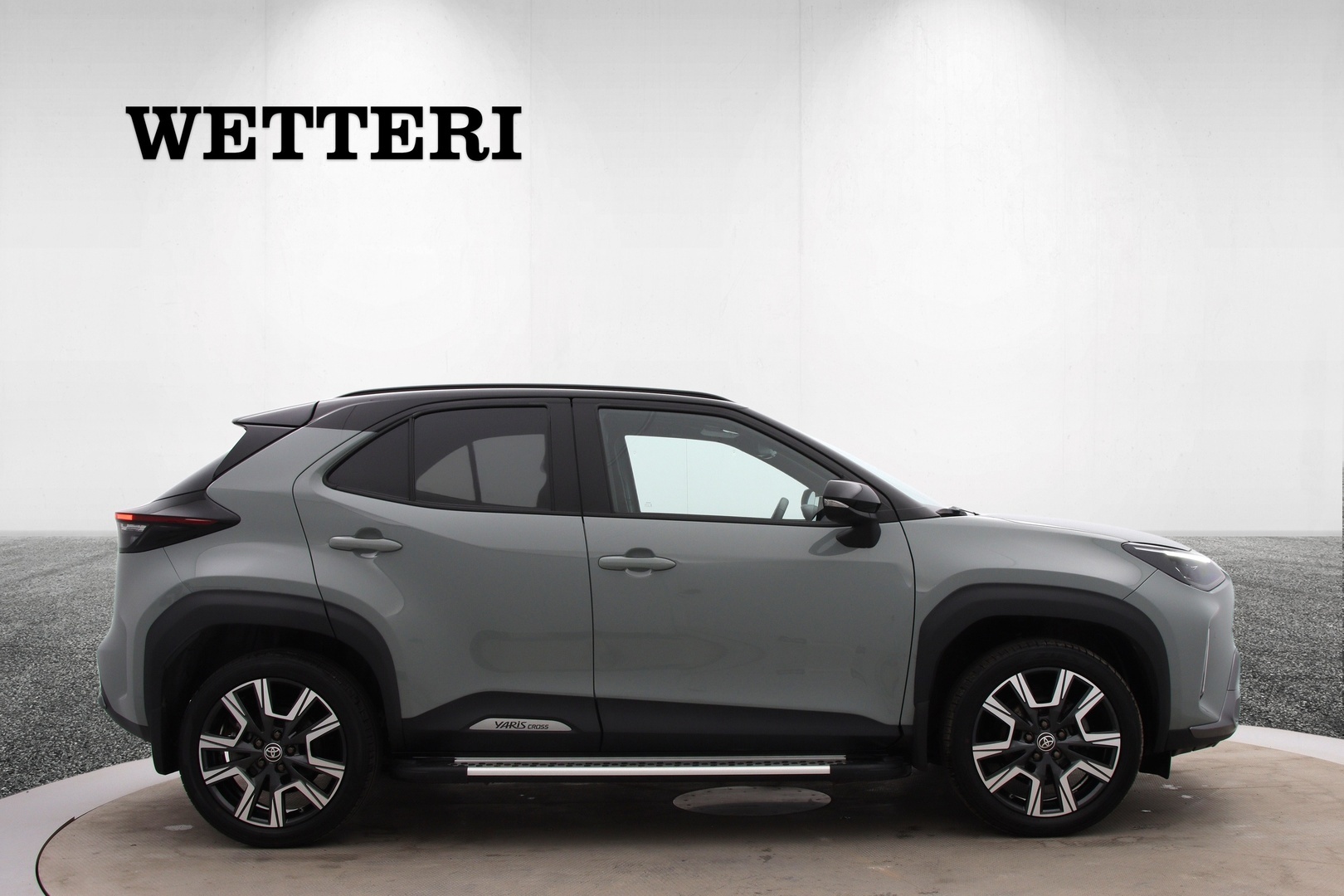 TOYOTA Yaris Cross 2024