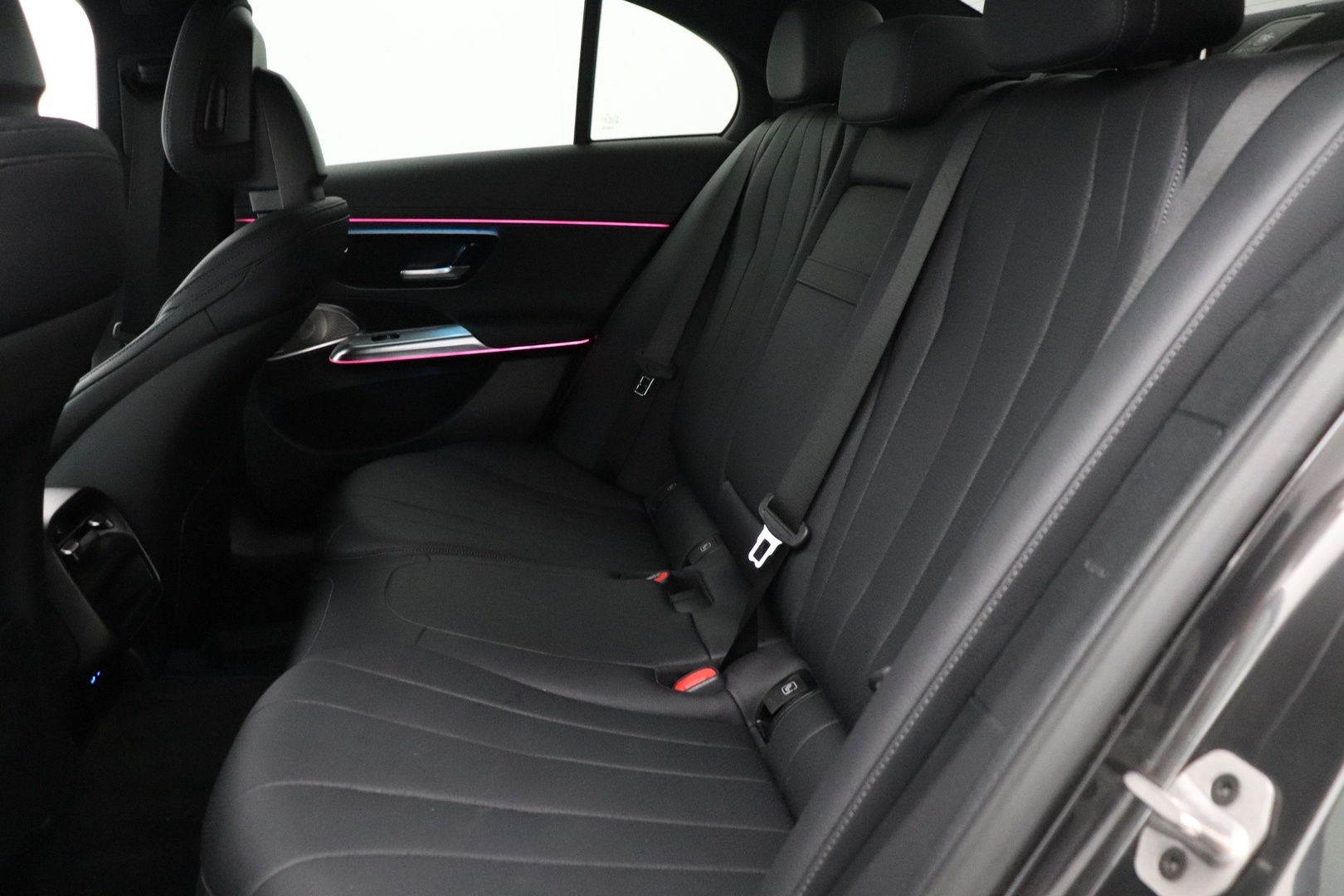 MERCEDES-BENZ E 2024