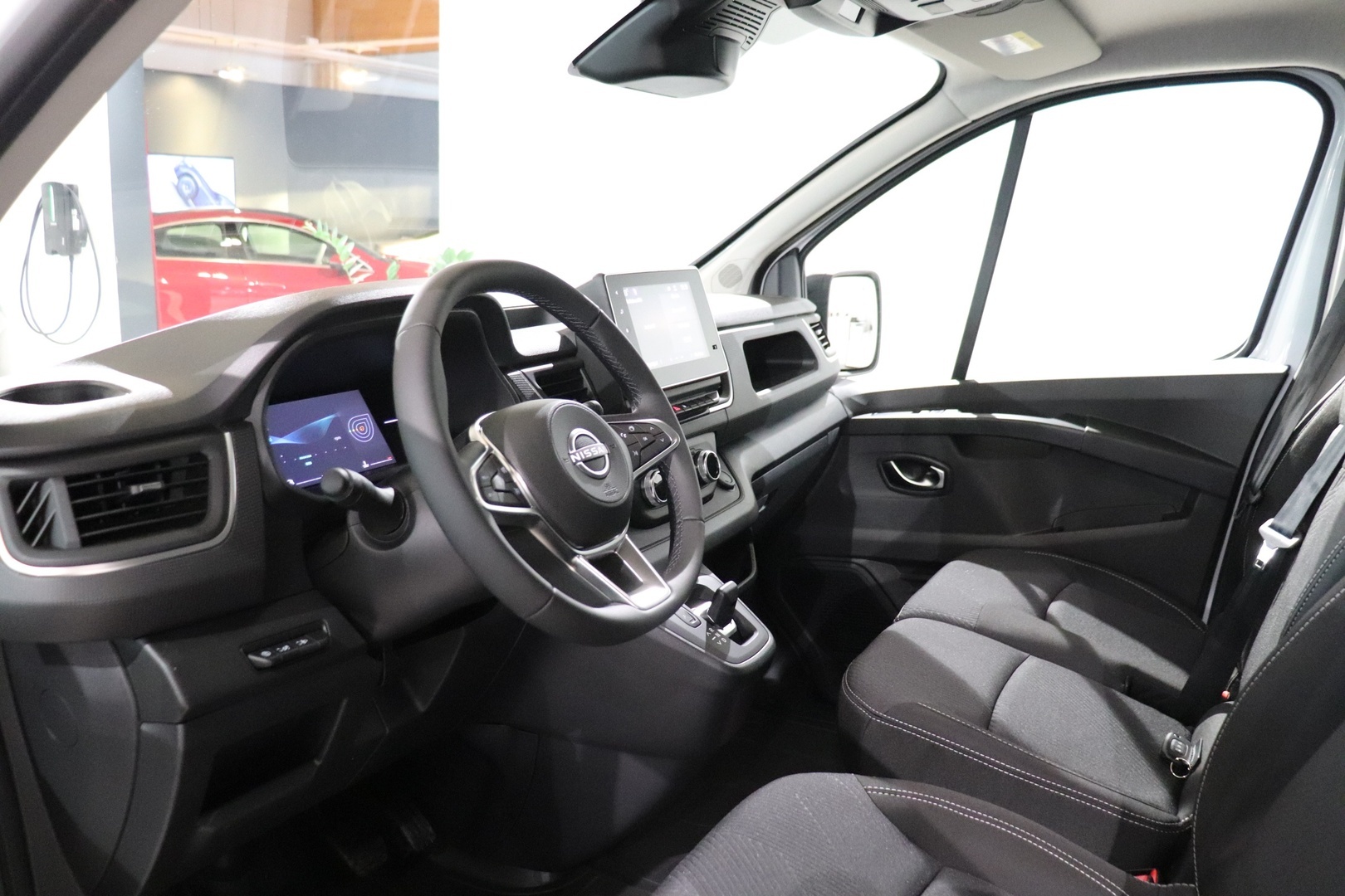 NISSAN Primastar 2025