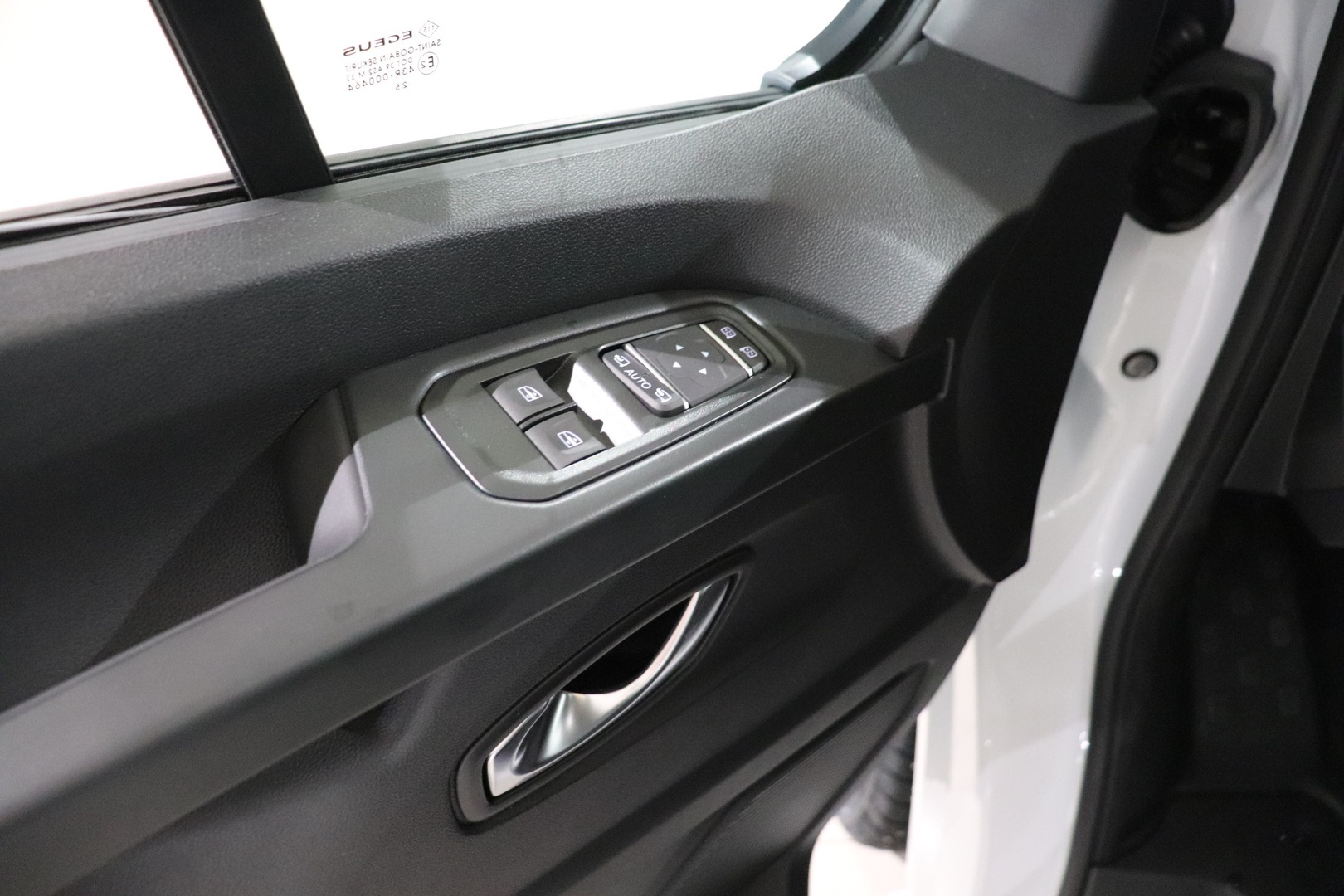 NISSAN Primastar 2025