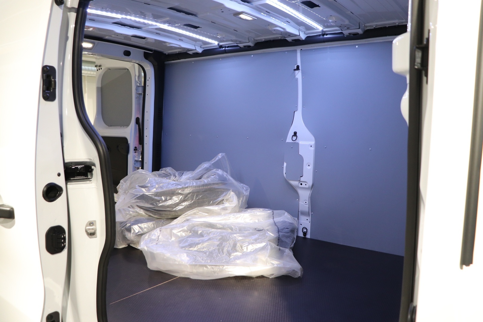 NISSAN Primastar 2025