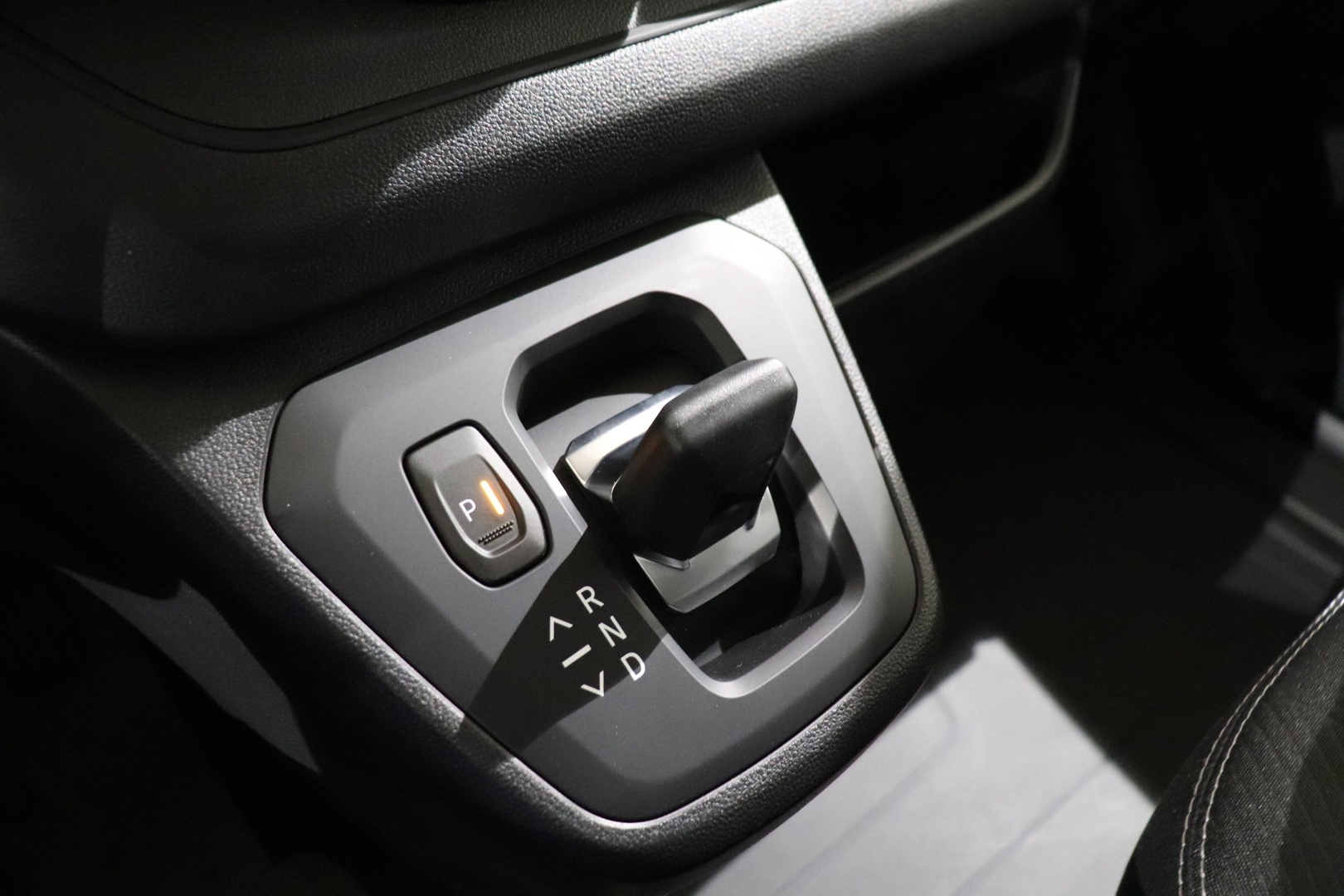 NISSAN Primastar 2025