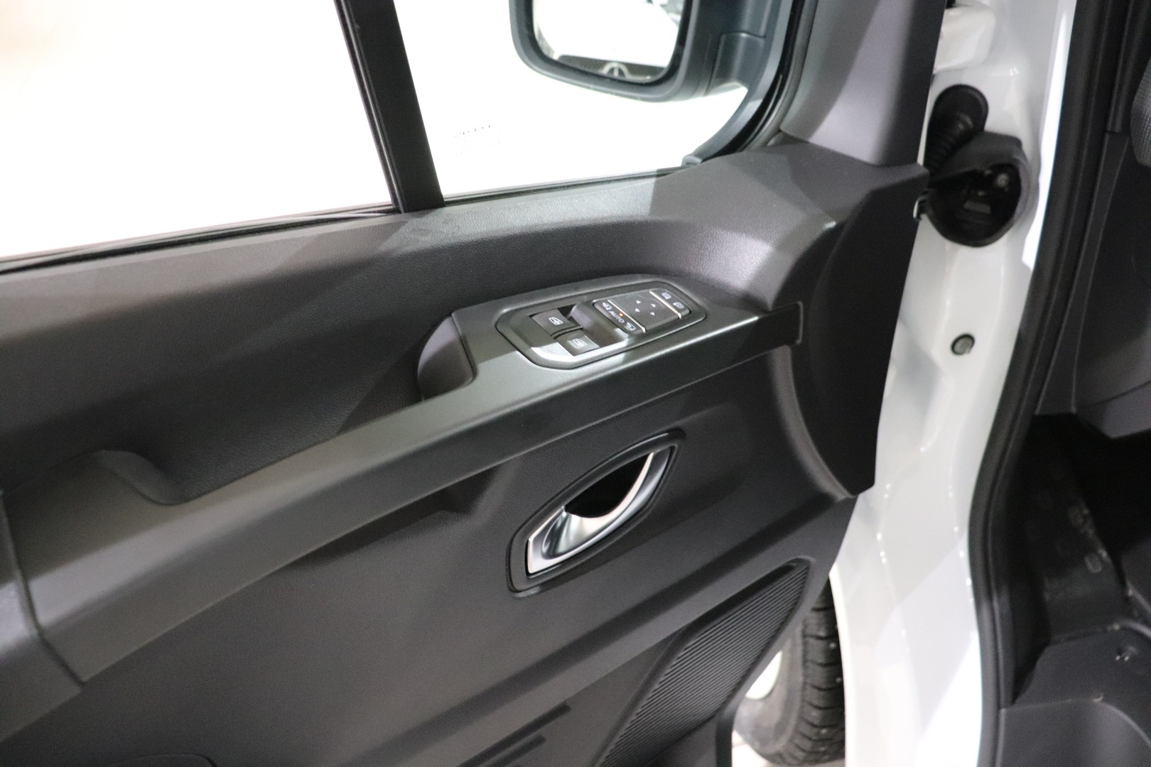 NISSAN Primastar 2025