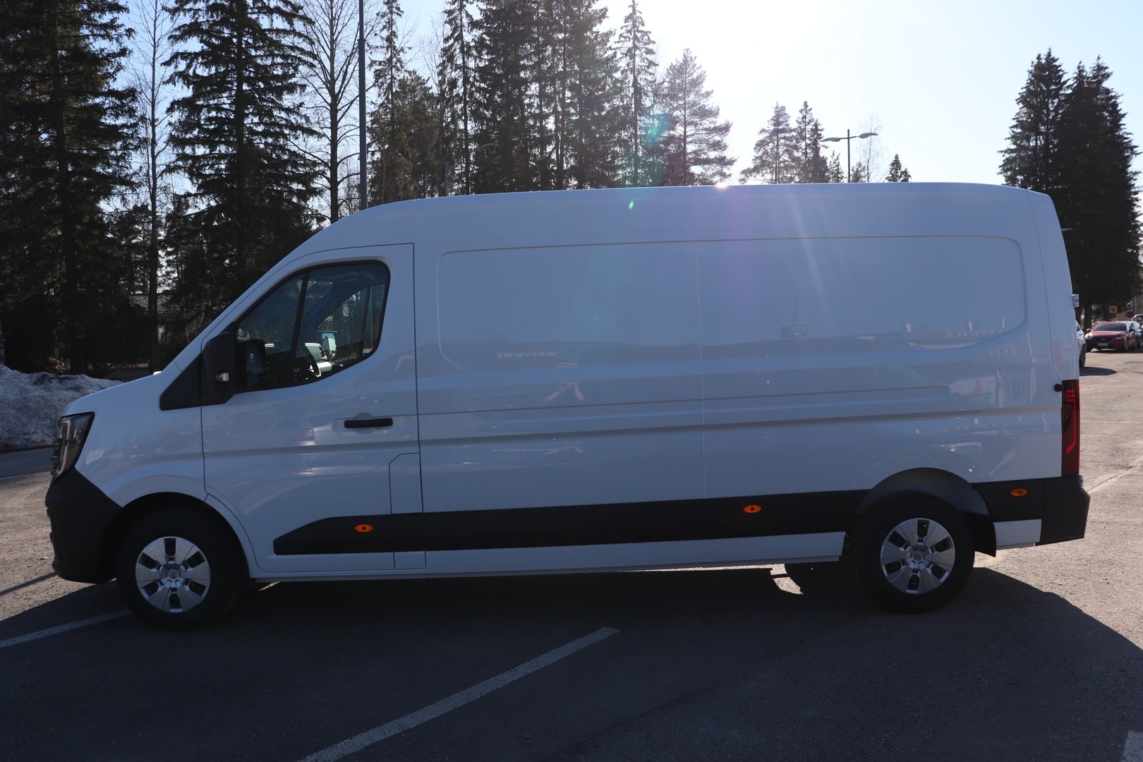 NISSAN Interstar 2026