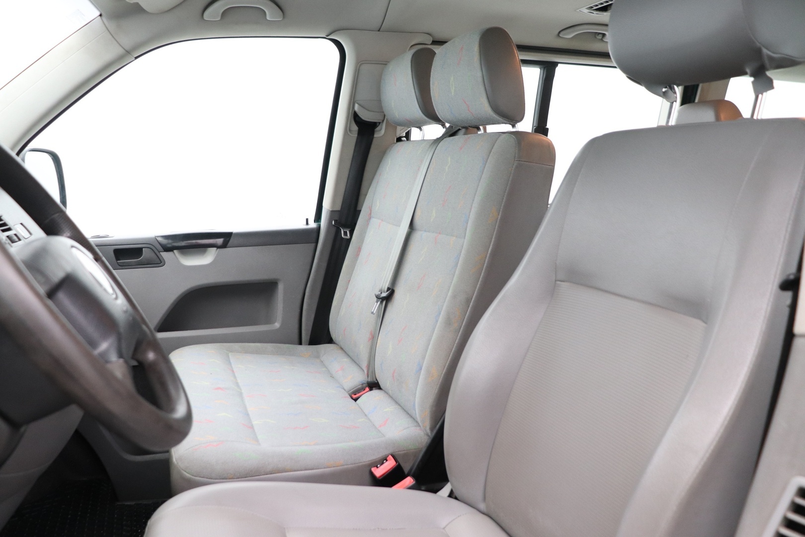 VOLKSWAGEN Transporter 2005