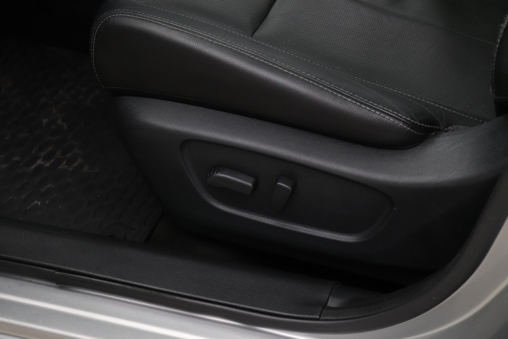 NISSAN Qashqai 2015