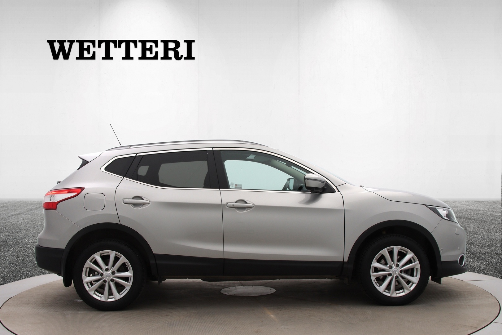 NISSAN Qashqai 2015