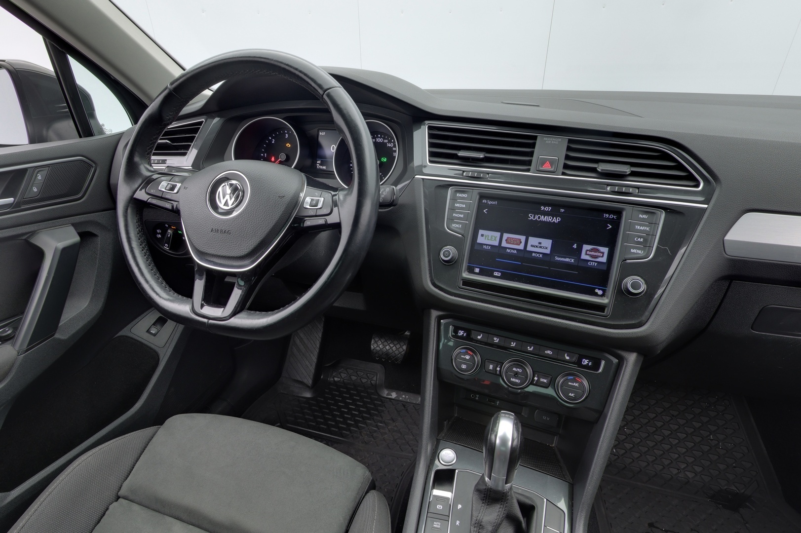 VOLKSWAGEN Tiguan 2017