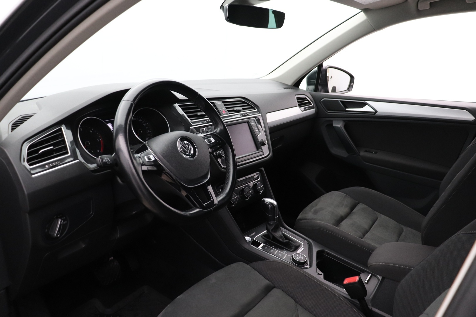 VOLKSWAGEN Tiguan 2017