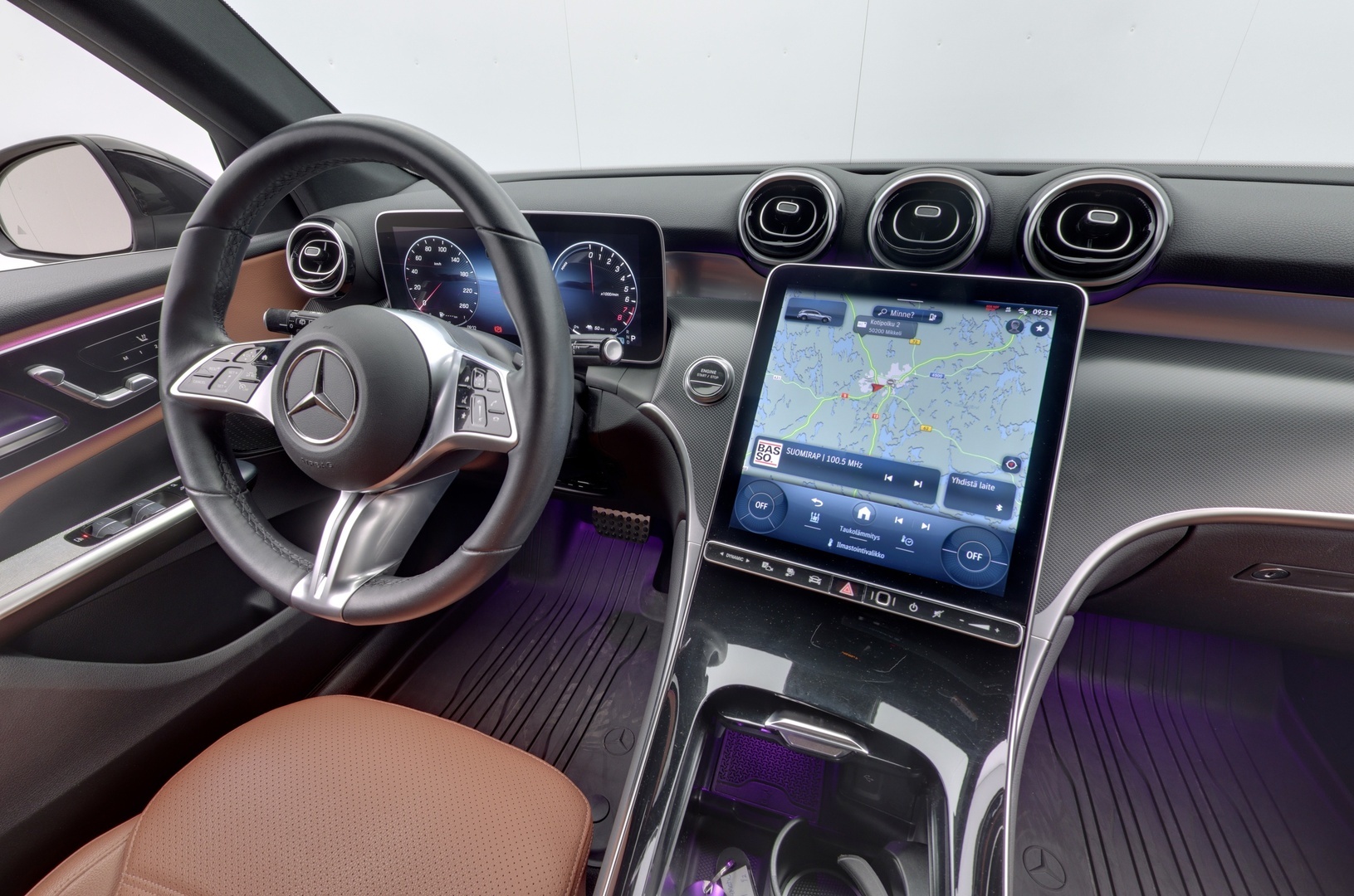 MERCEDES-BENZ GLC 2023