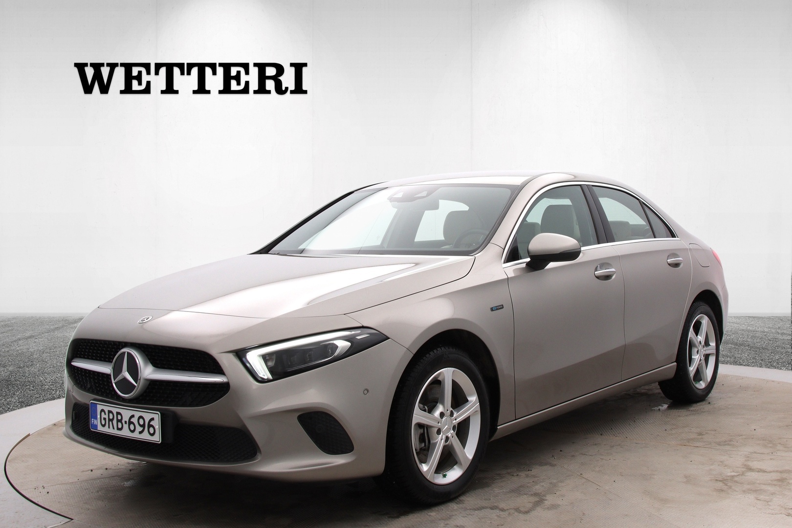 MERCEDES-BENZ A 2021