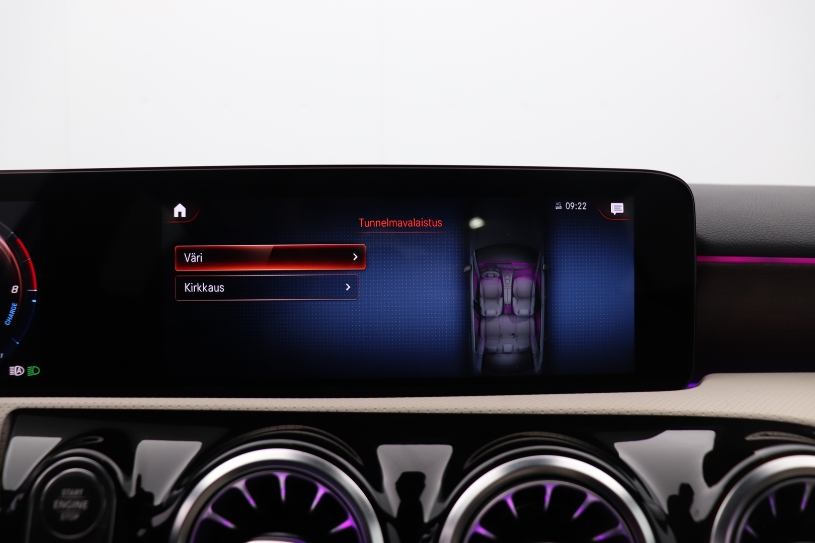 MERCEDES-BENZ A 2021