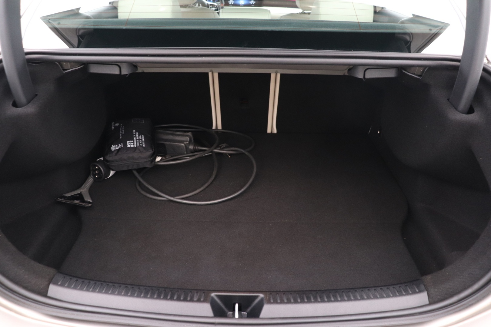 MERCEDES-BENZ A 2021