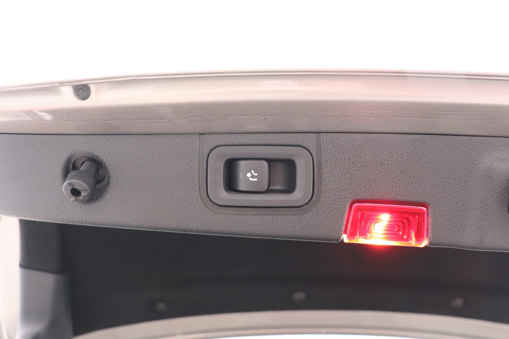 MERCEDES-BENZ A 2021