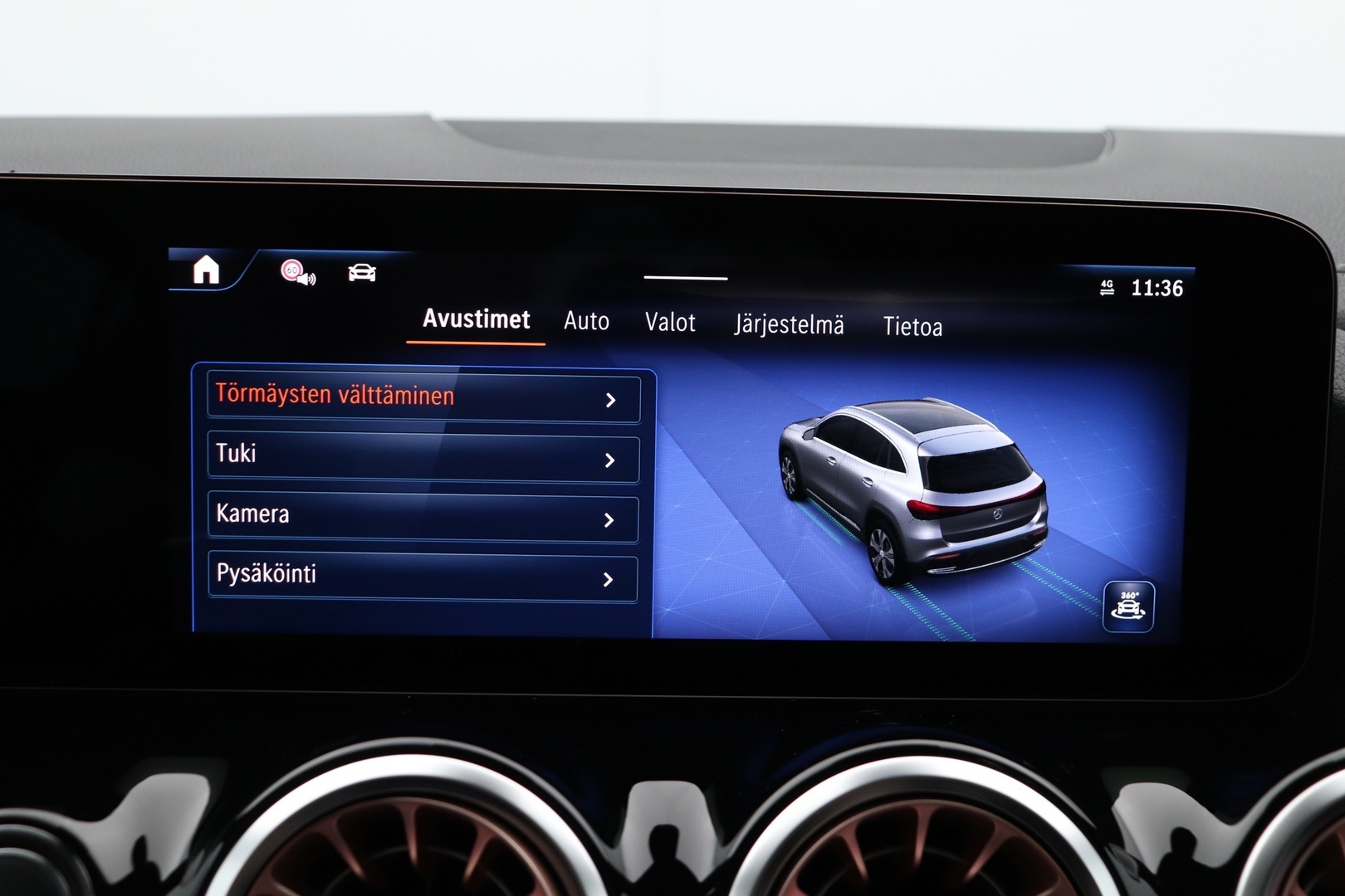 MERCEDES-BENZ EQA 2025