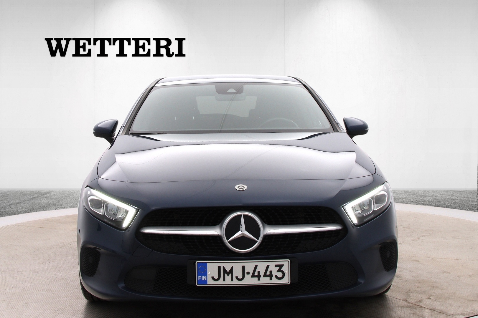 MERCEDES-BENZ A 2021