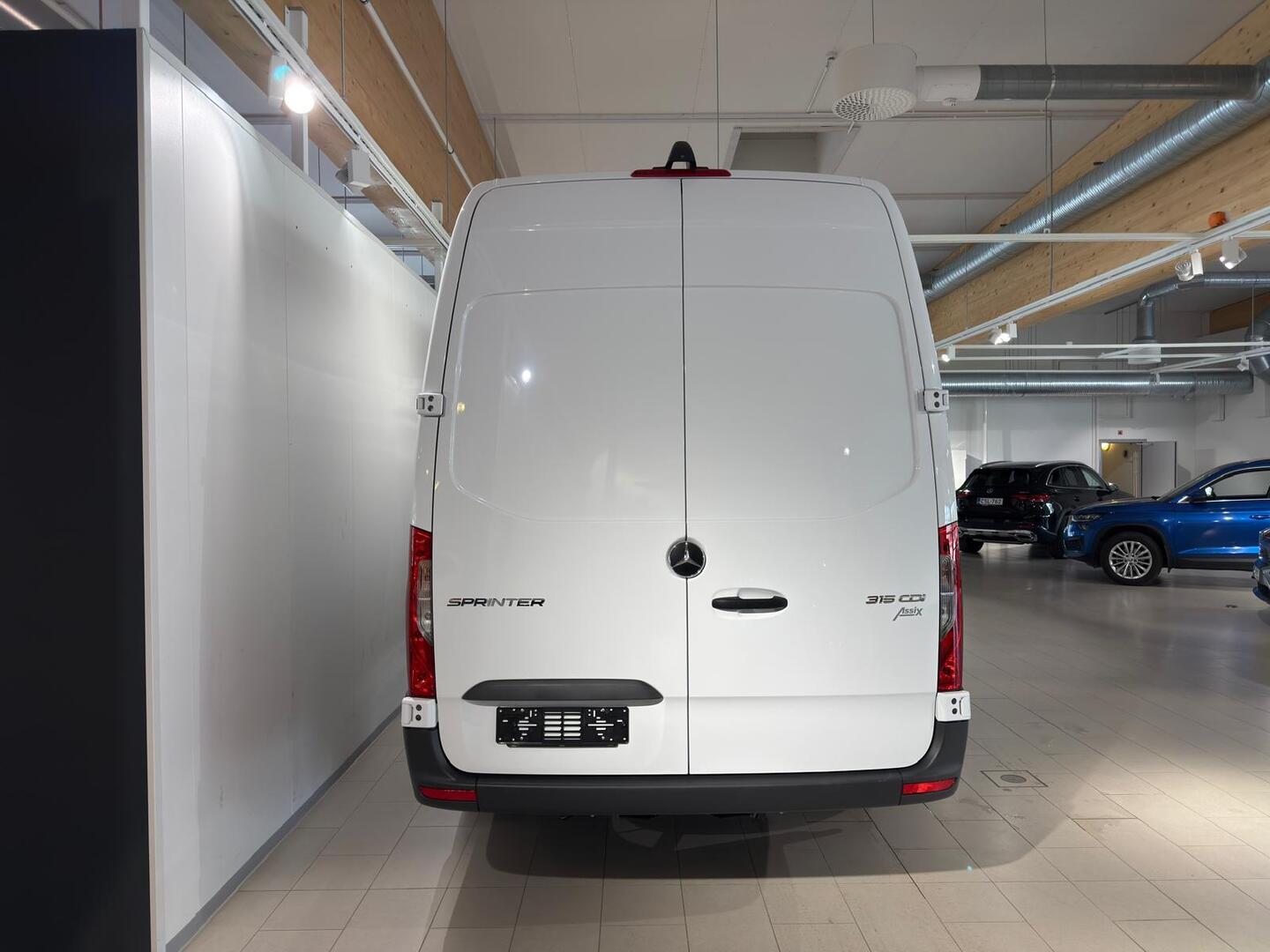 MERCEDES-BENZ Sprinter 6