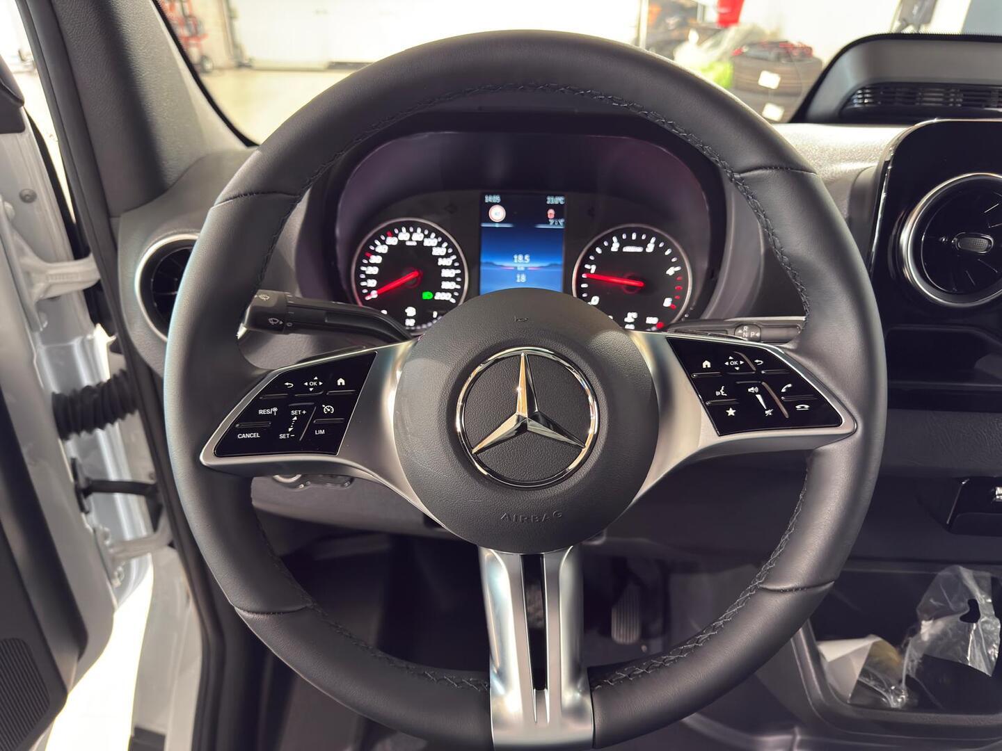 MERCEDES-BENZ Sprinter 9