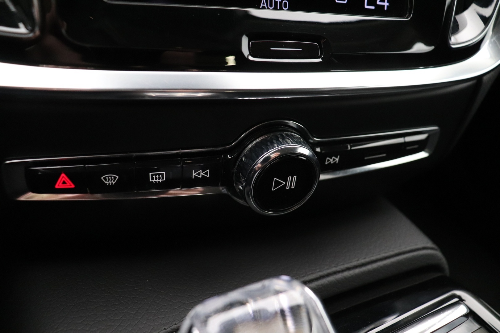VOLVO V60 2021