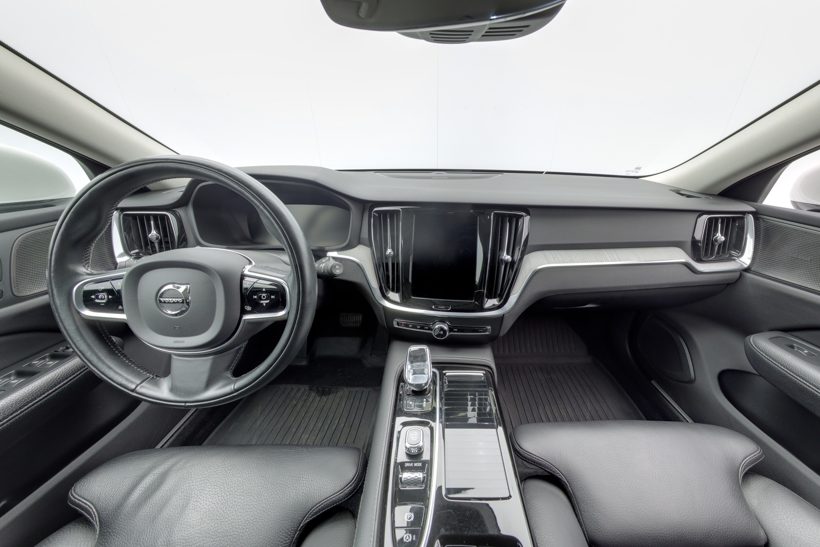VOLVO V60 2021