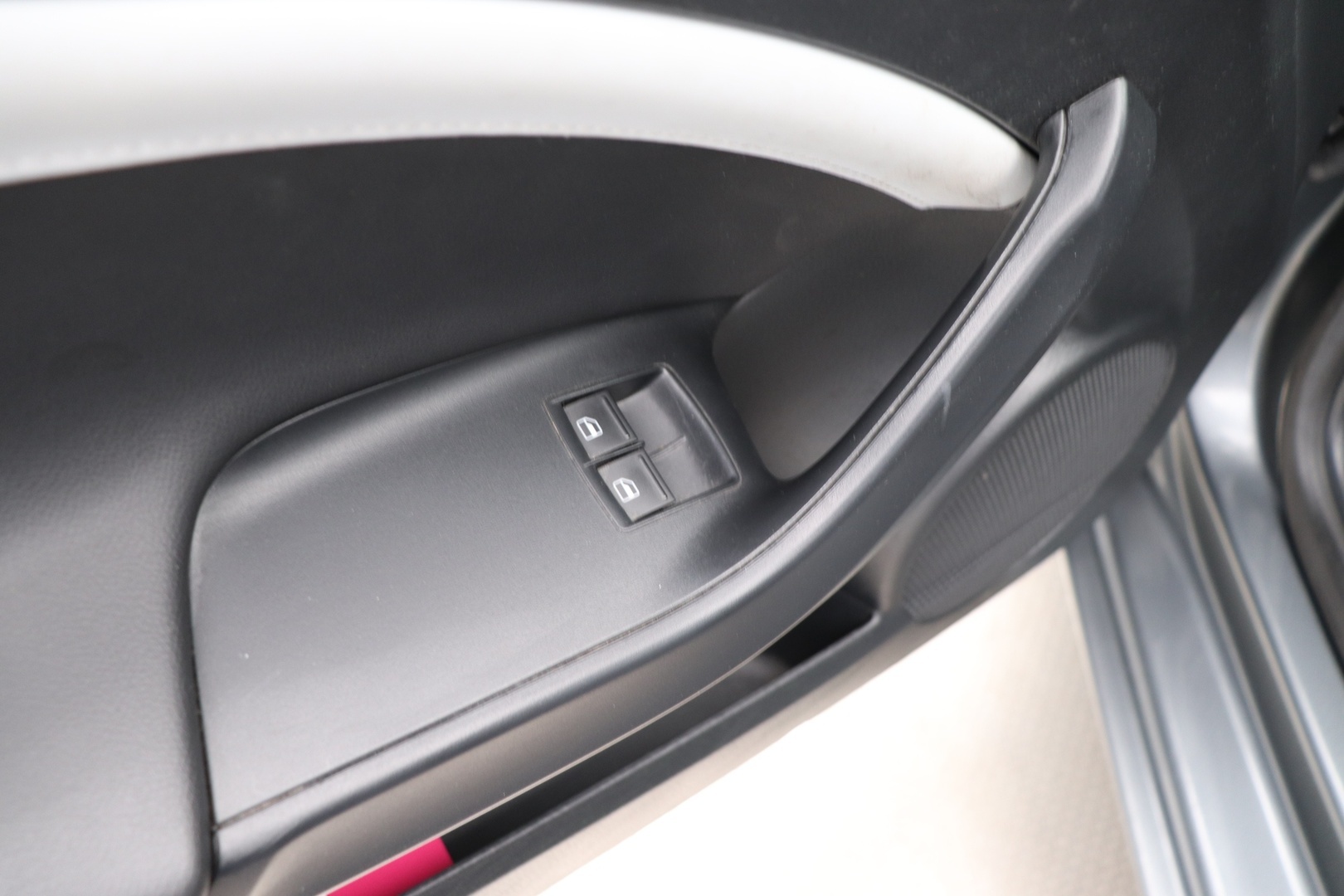 SEAT Ibiza SC 18