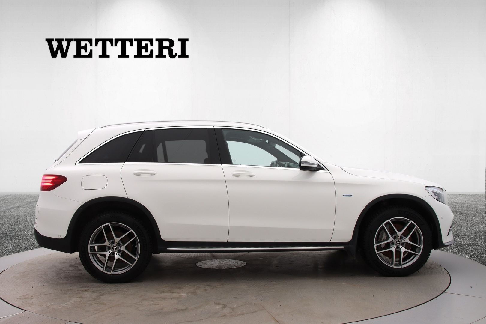 MERCEDES-BENZ GLC 2017