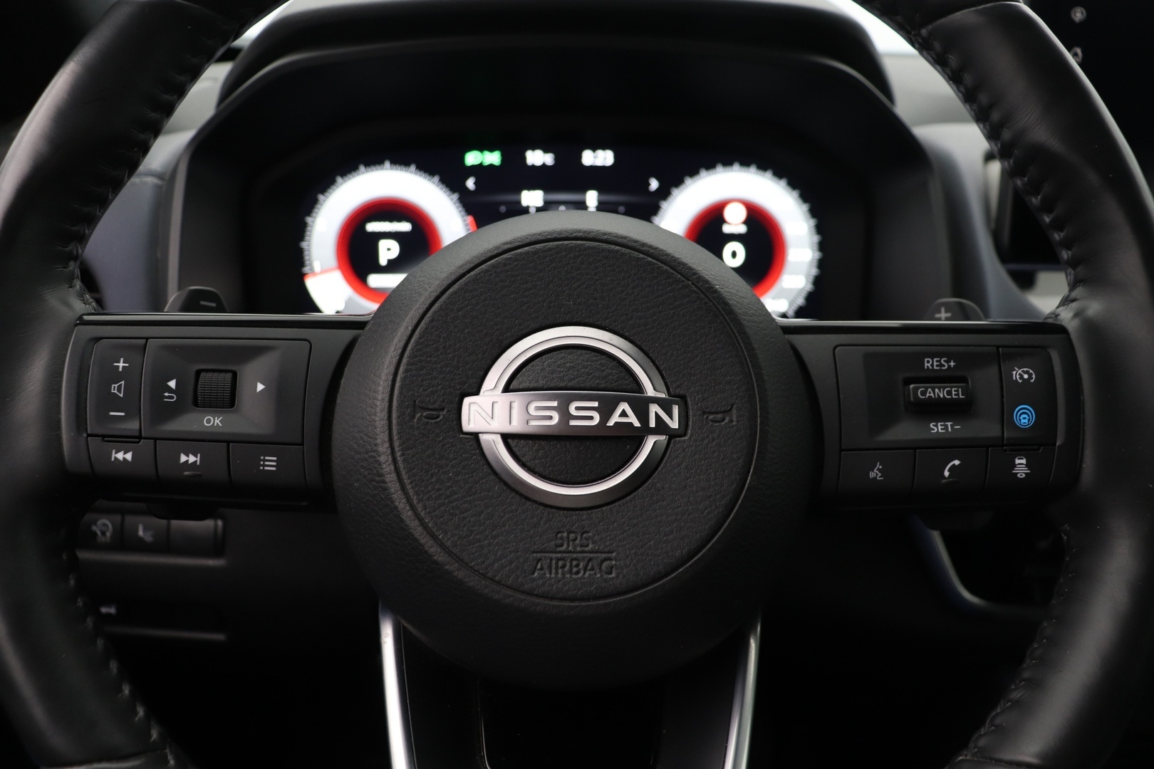 NISSAN Qashqai 2023
