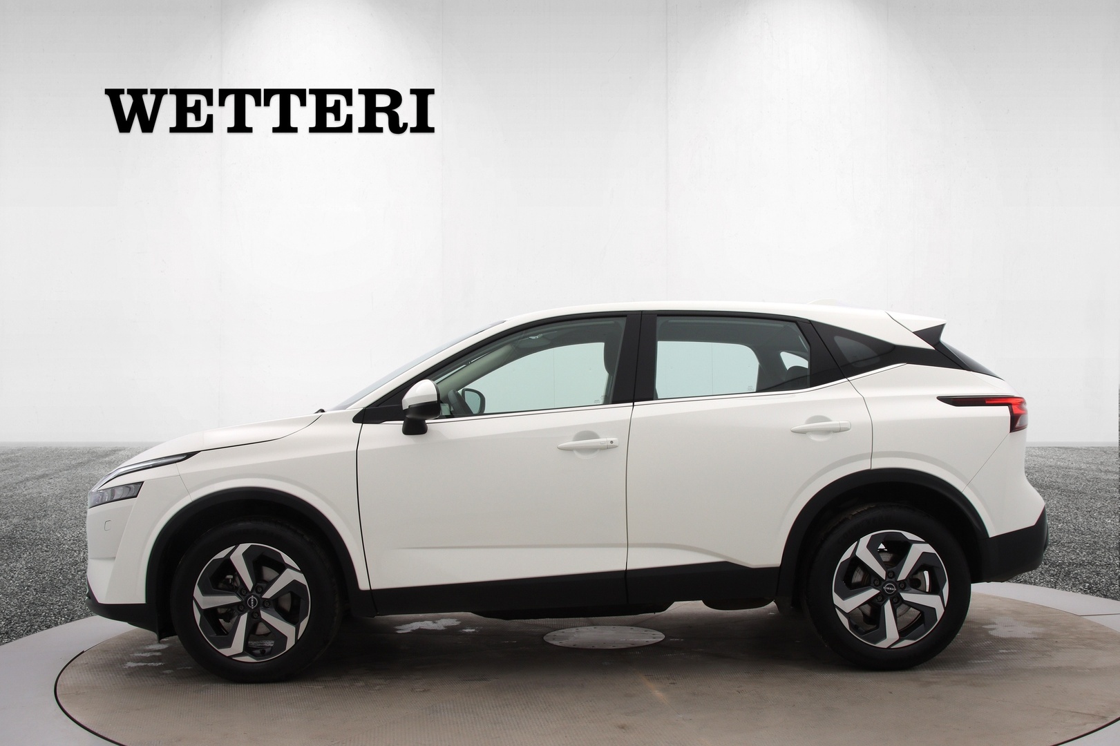 NISSAN Qashqai 2024