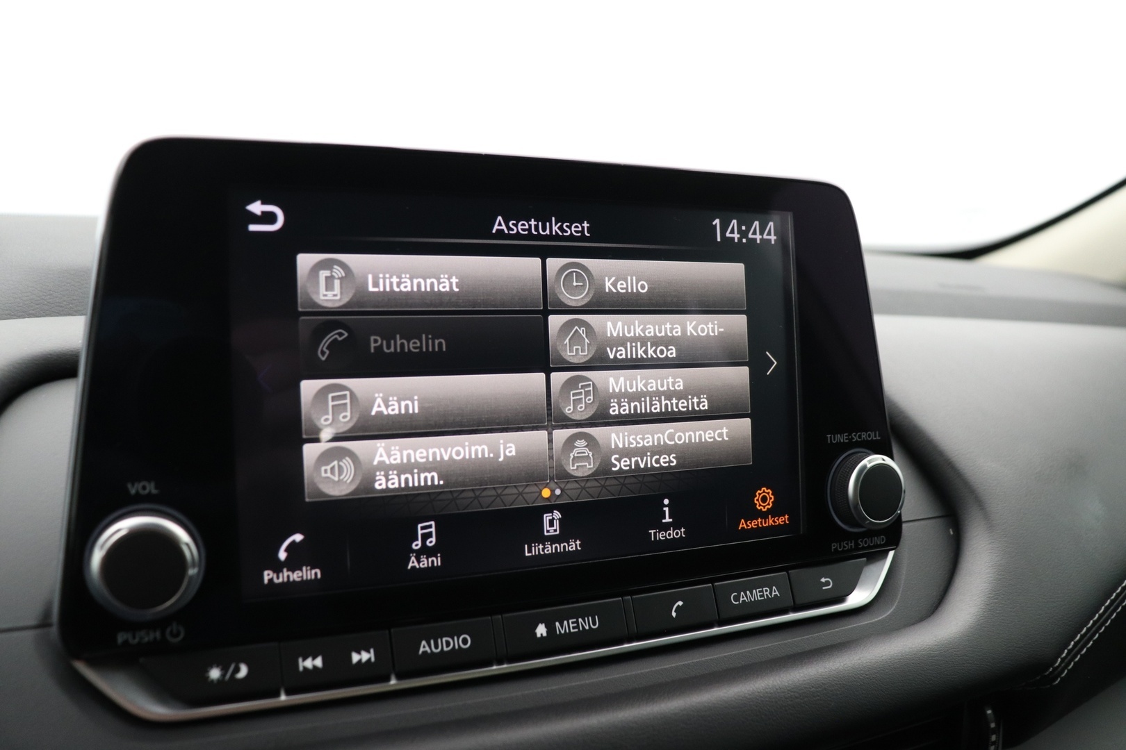 NISSAN Qashqai 2024