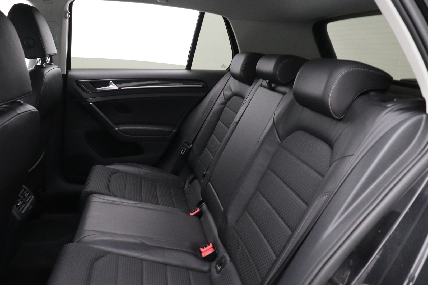 VOLKSWAGEN Golf 2013