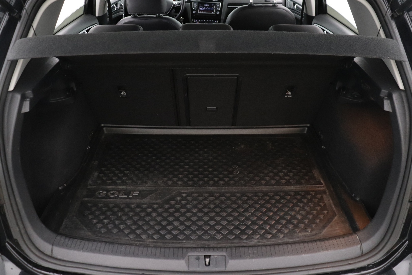 VOLKSWAGEN Golf 2013