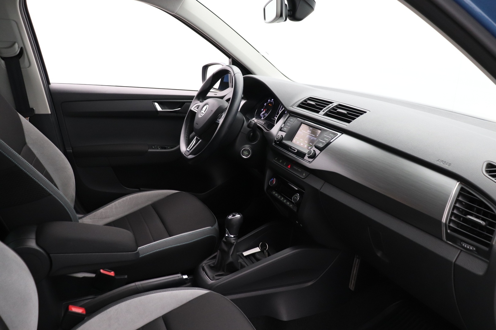 SKODA Fabia 2016
