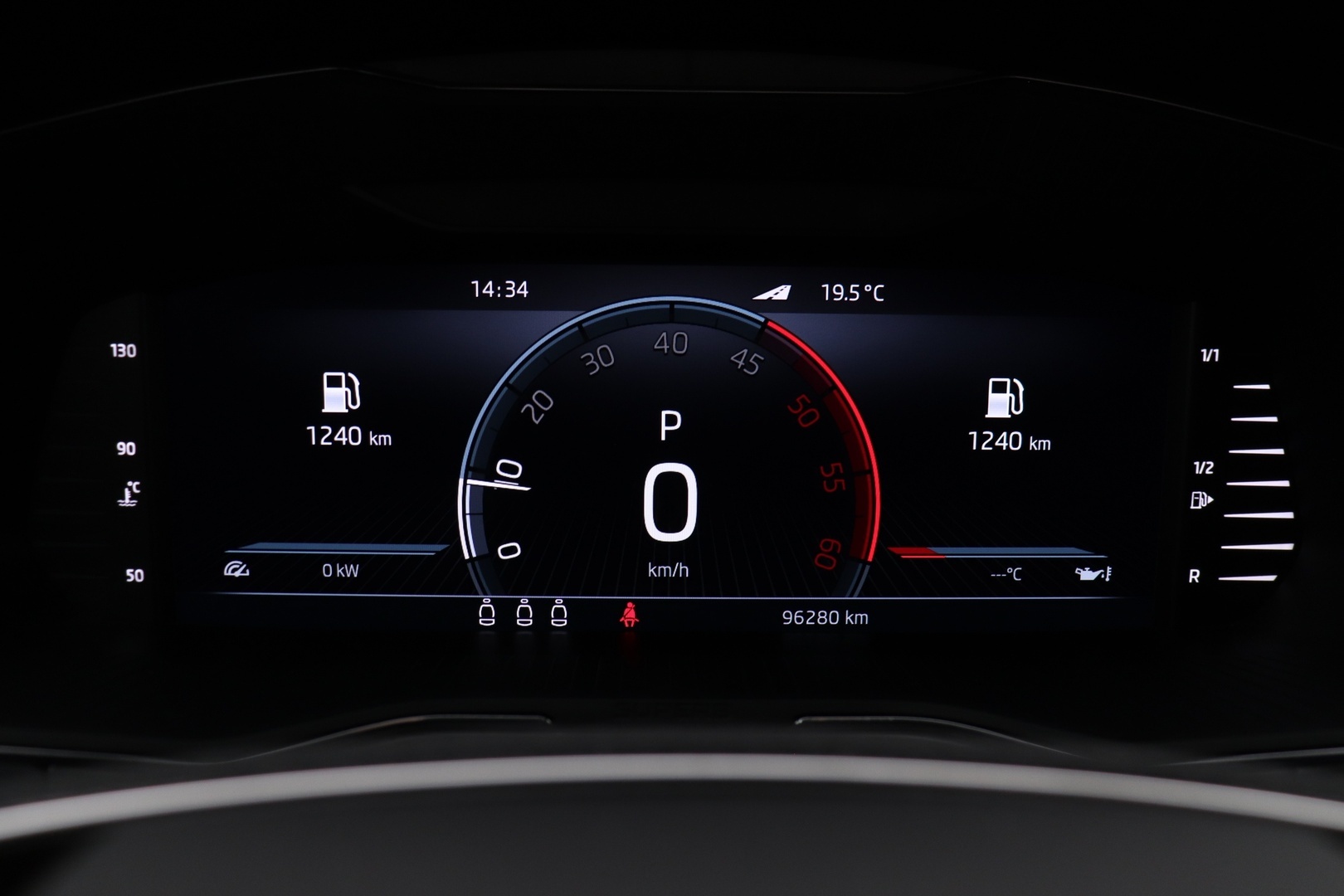 SKODA Superb 12