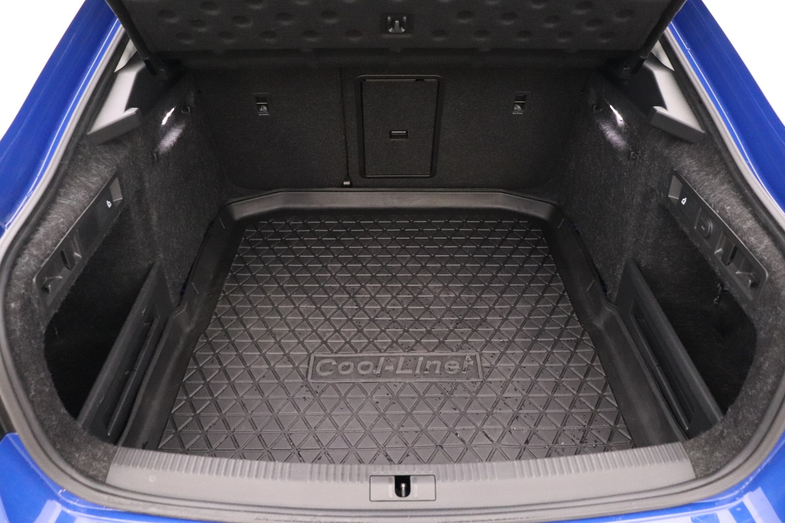 SKODA Superb 30